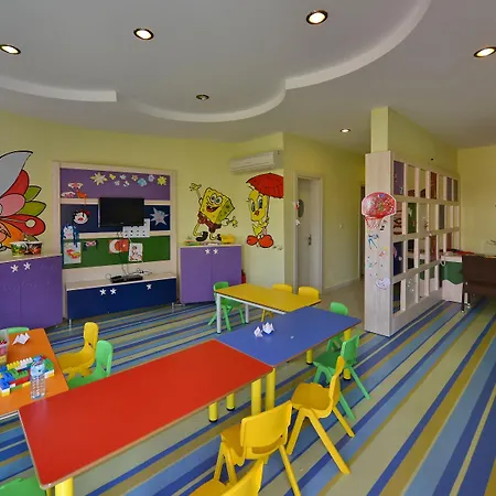 Crown Palace Ultra 5*