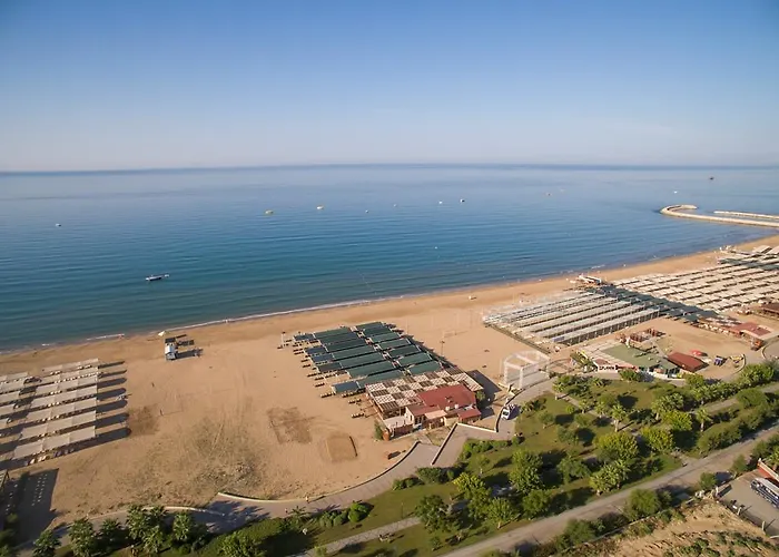 Crown Palace Ultra 5* Σιντέ