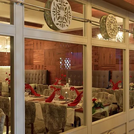 Crown Palace Ultra 5*