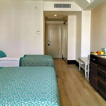 Crown Palace Ultra 호텔 5*