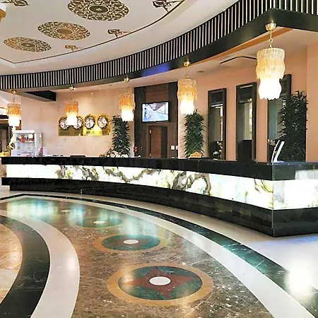 Crown Palace Ultra 호텔 5*