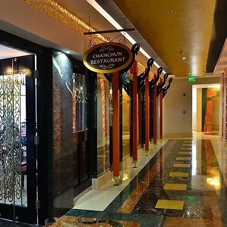 Hotel Crown Palace Ultra Side