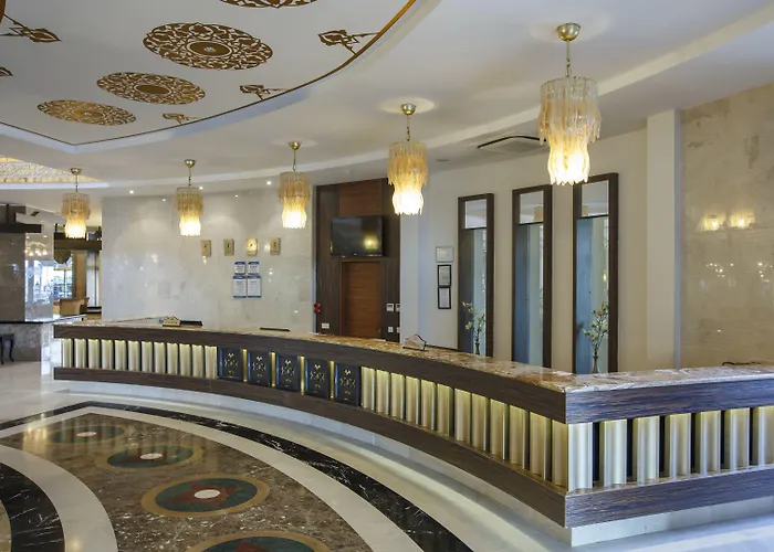 Crown Palace Ultra 酒店 5*