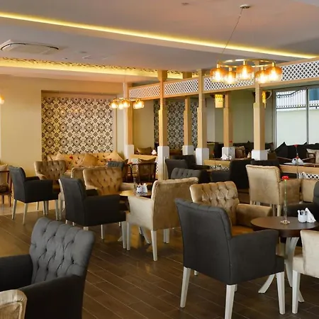 Hotell Crown Palace Ultra