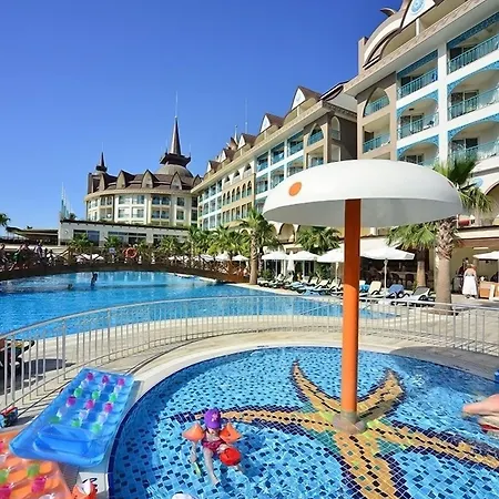 Crown Palace Ultra Hotell