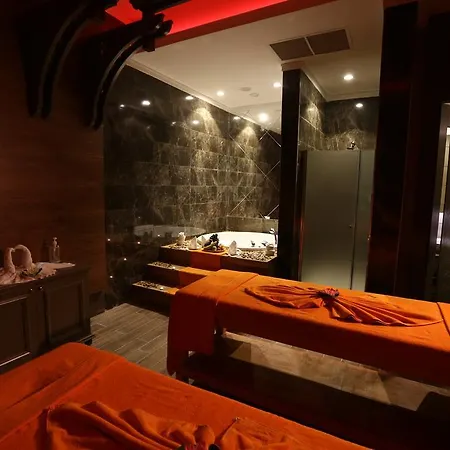 Otel Crown Palace Ultra