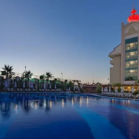 Hotel Crown Palace Ultra